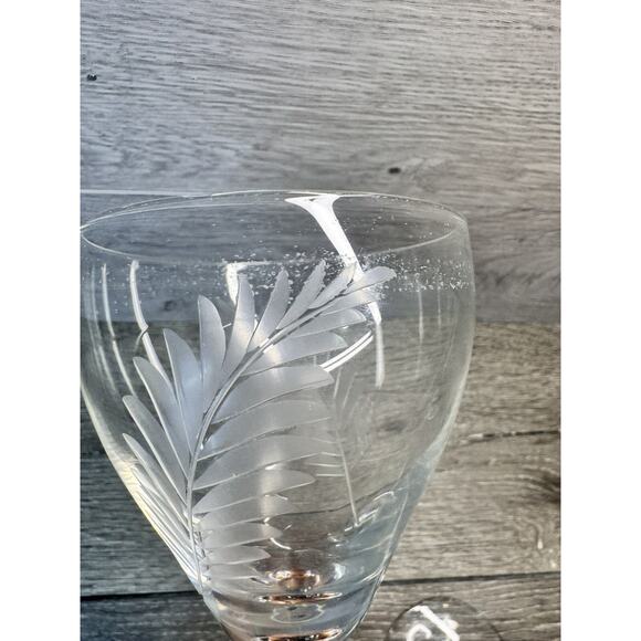 1950’s Val Saint Lambert Etched 6.25”Crystal wine goblets 10 Oz Signed~set Of 2 - Picture 6 of 9